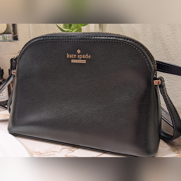kate spade Handbags - Kate Spade Peggy Patterson Crossbody Purse